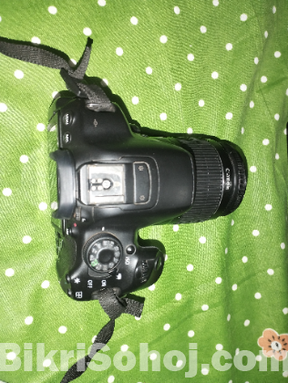 Canon 700D + 18-55 Zoom Ket Lens